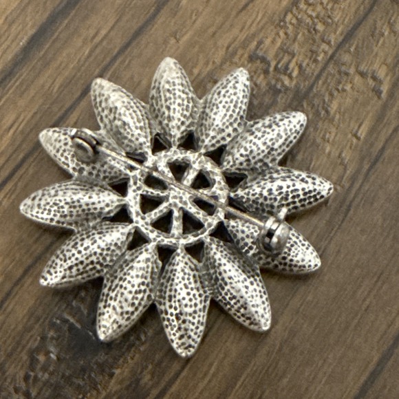 Vintage Silver Flower Pin Brooch Marcasite - Picture 2 of 2